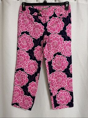 Like New, Lilly Pulitzer cropped Palm Beach fit pants. Size 2